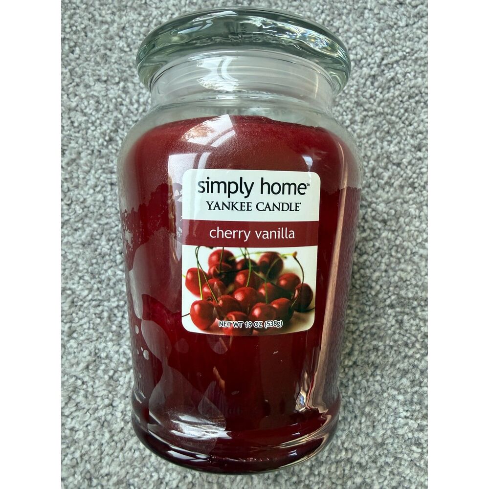 Yankee Candle Simply Home Cherry Vanilla Candle